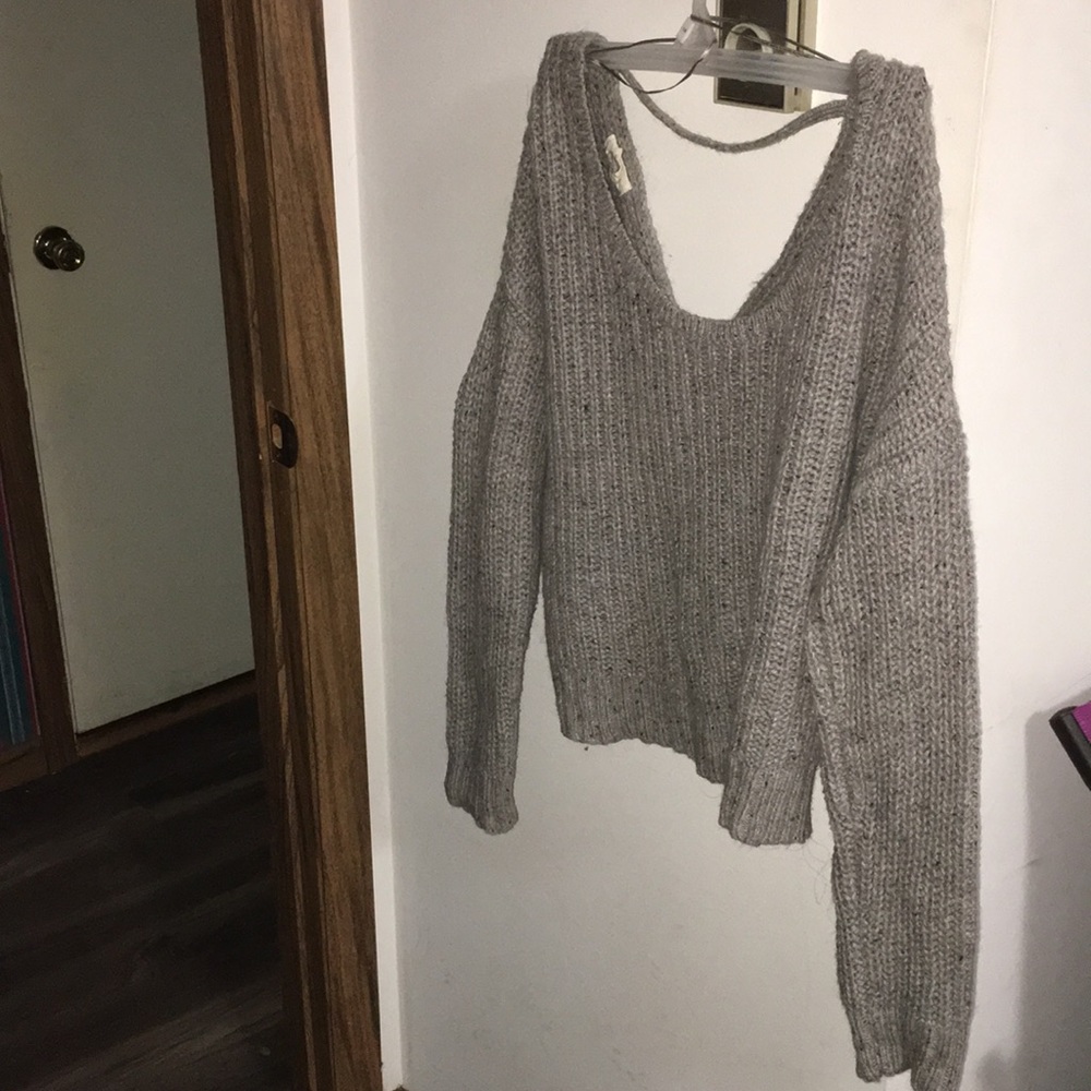 Yes Lola grey sweater. Women’s size Large.